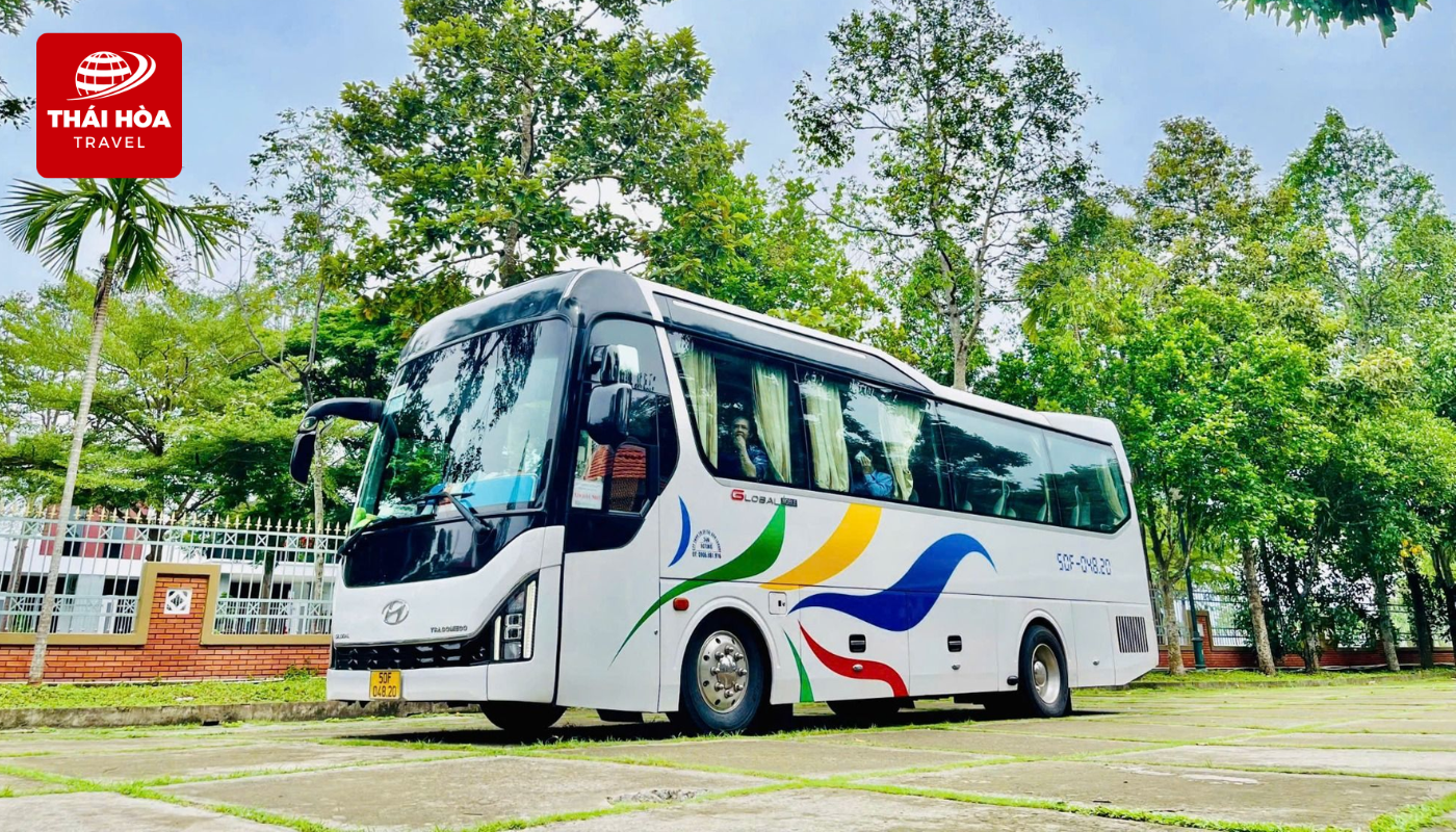 Thái Hòa Travel cung cấp dịch vụ thuê xe 29 chỗ tại TP.HCM