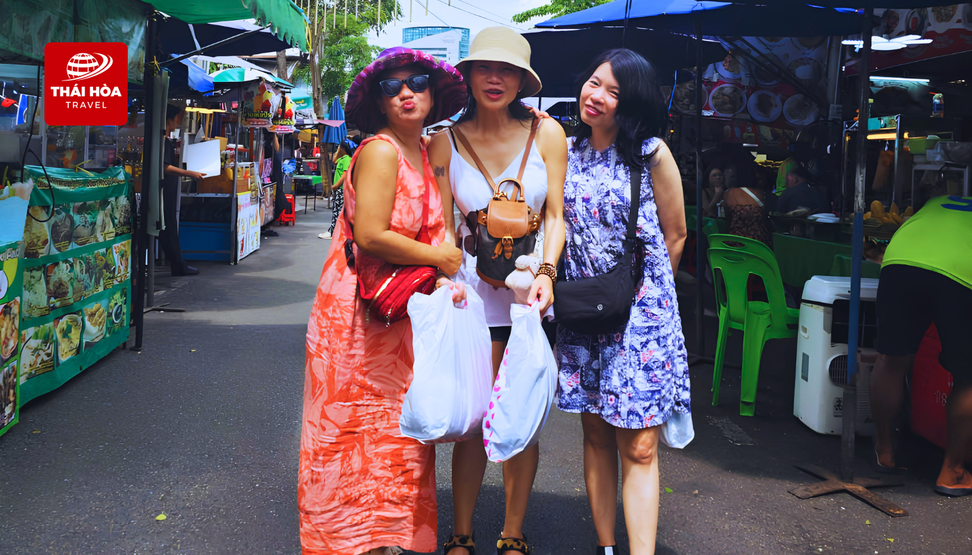 doan thai lan tu tuc 8