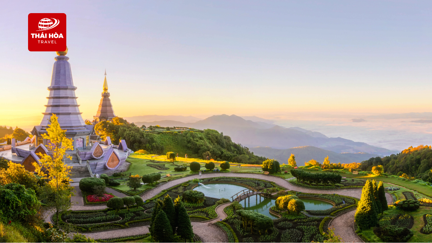 Khung cảnh Vườn quốc gia Doi Inthanon, tỉnh Chiang Mai, Thái Lan vào tháng 11 - 12