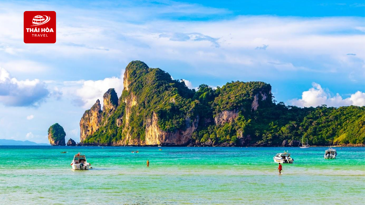 Cảnh quan tại Đảo Phi Phi ở PhuKet (Thái Lan)
