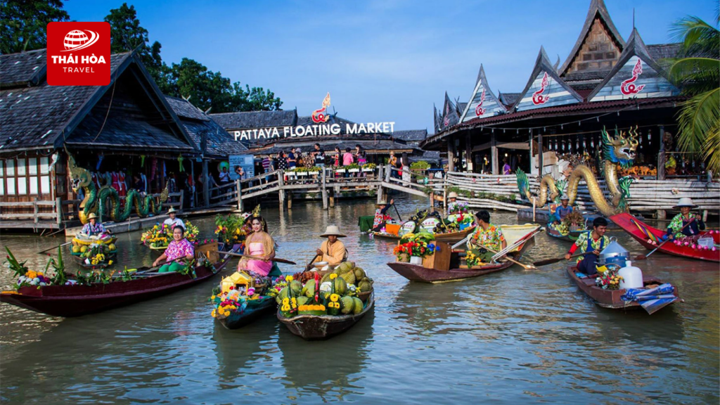Chợ nổi bốn miền Pattaya nổi tiếng tại Thái Lan