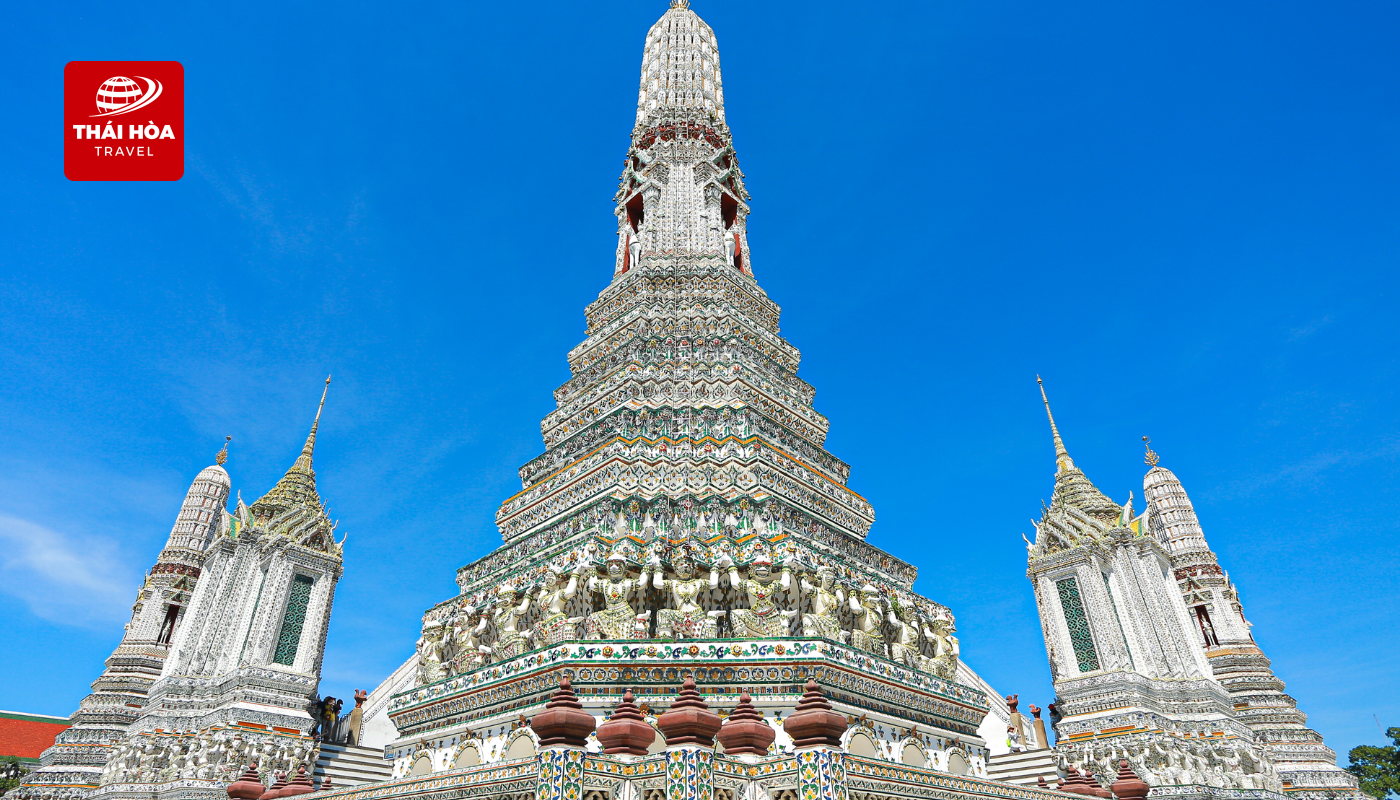 Kinh nghiệm du lịch Thái Lan tự túc từ A - Z cho người mới 6 Chùa Bình Minh
